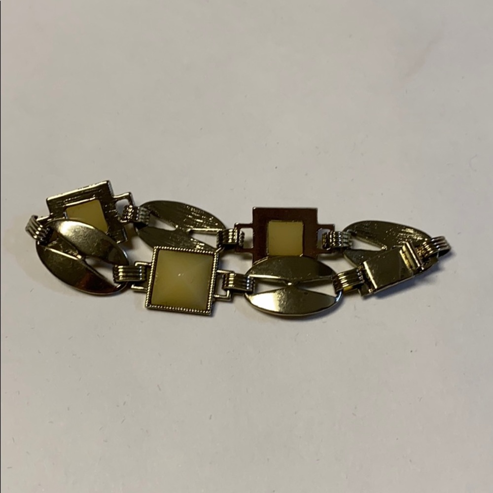 NWOT Jewelmint Bracelet